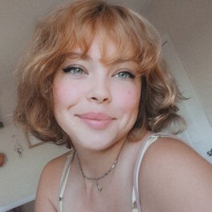 Meet your Posher, Felicia